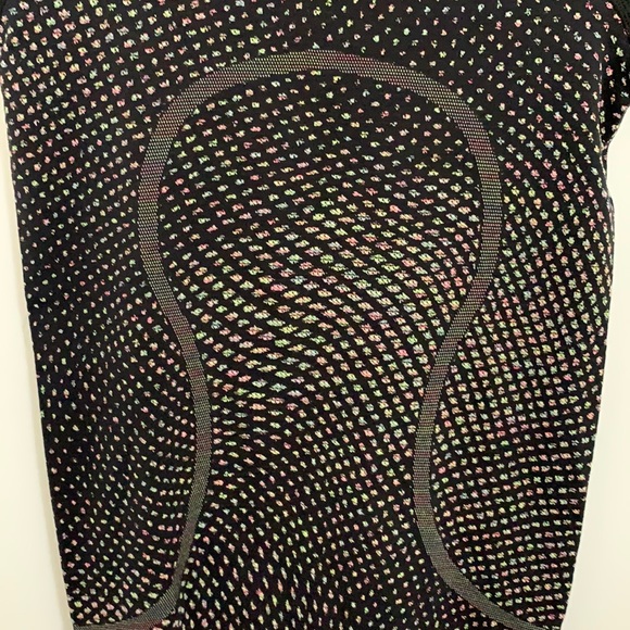 Lululemon Shirt - Picture 2 of 12